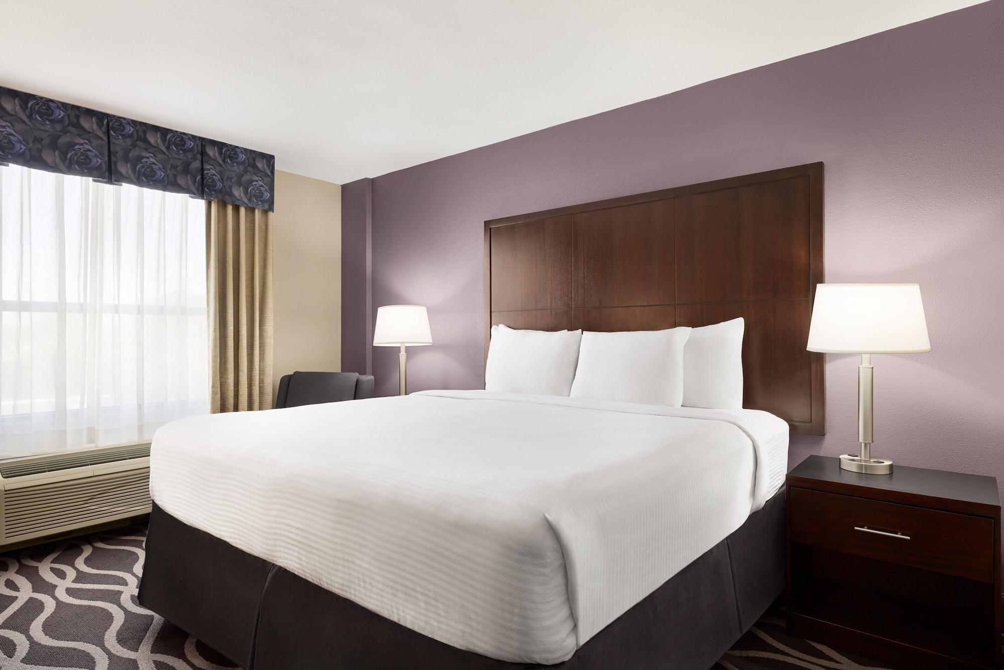 เบสท์ เวสเทิร์น พลัส ดัลลาส โฮเต็ล แอนด์ คอนเฟอเรนซ์ เซ็นเตอร์ Hotel ดัลลัส ภายนอก รูปภาพ